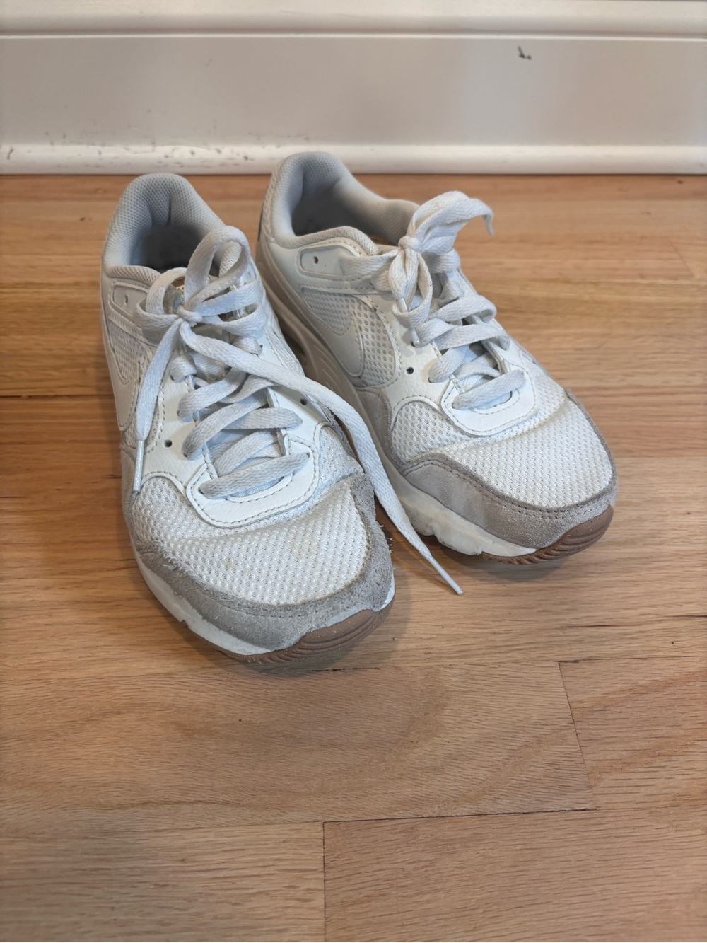 Nike Women's Air Max SC sneakers in a white colorway size 7